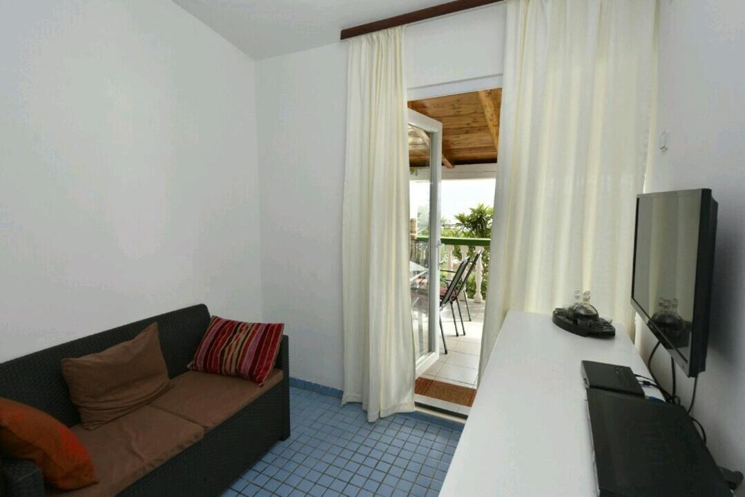 Apartman Zora Sukošan Εξωτερικό φωτογραφία